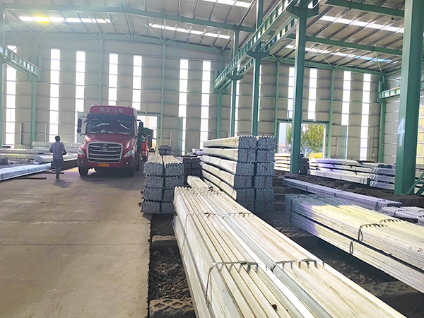 ��ɽ����\���