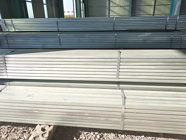 ��ɽ����\���